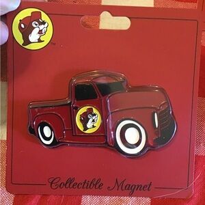 Buc-ee’s collectible red truck magnet -NEW